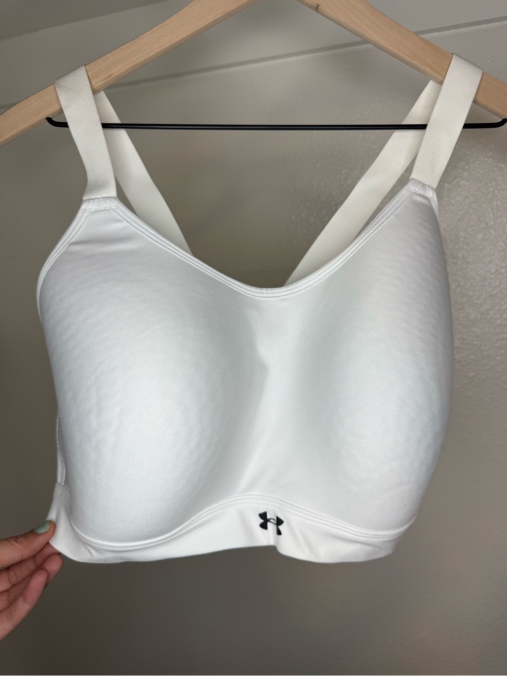Under Armour White Sports Bra Size 2X Plus Adjustable Straps Athleisure
